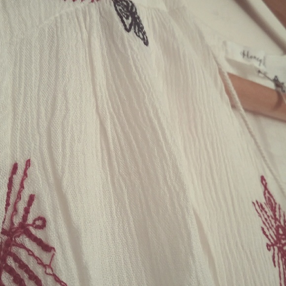 💥1 LEFT!💥NEW💥HONEYBELLEembroidered skater dress - Picture 3 of 4